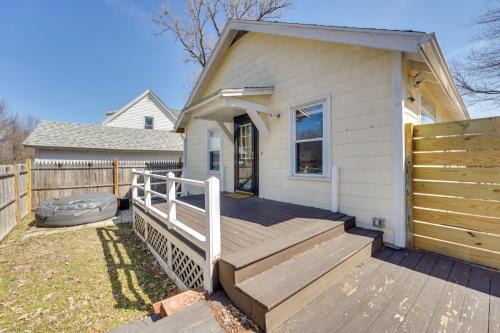 2 Mi to Colby College Peaceful Home in Waterville