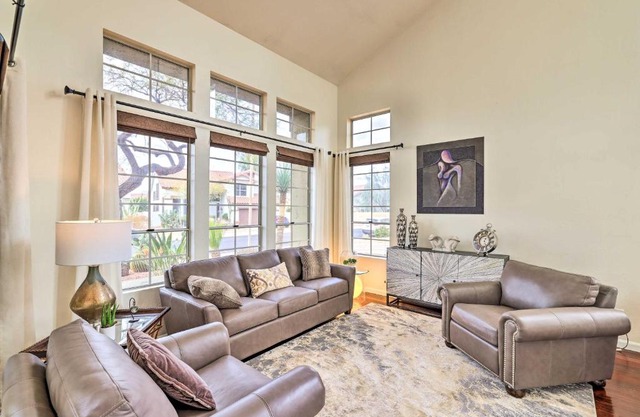 2 Mi to Golf Home with Pool in Cave Creek!