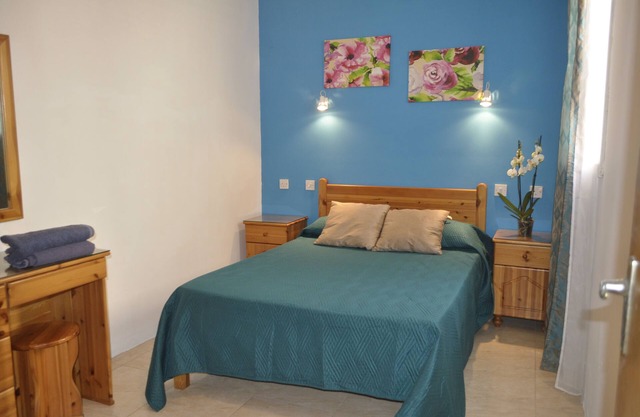 2 mins walking distance from Marsalforn Bay - sleeps 7