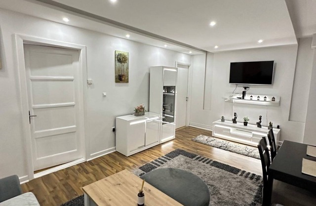2 minute to the Čaršija Sarajevo Apartments Old Town. Pet-friendly Family-sized