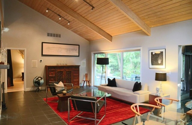 (2 Nt Min!) Beautiful Home Close To Lake Beach and National Park!