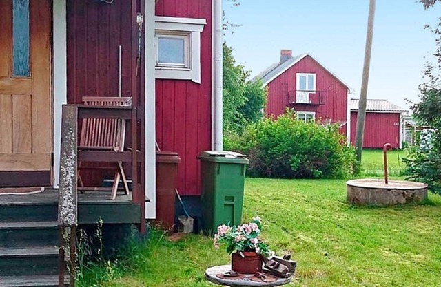 2 person holiday home in ALTERSBRUK
