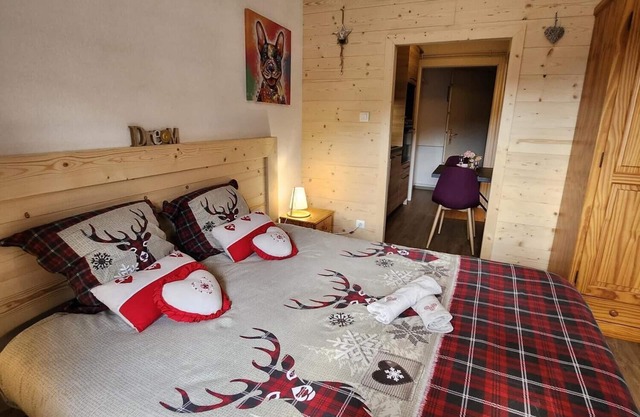 2-person "Myosotis" gite with SPA in the residence