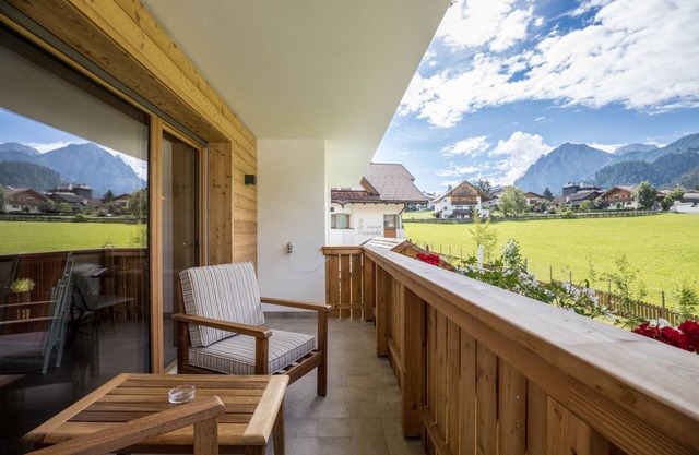 2-Room Holiday Apartment Col Toronn with Mountain View