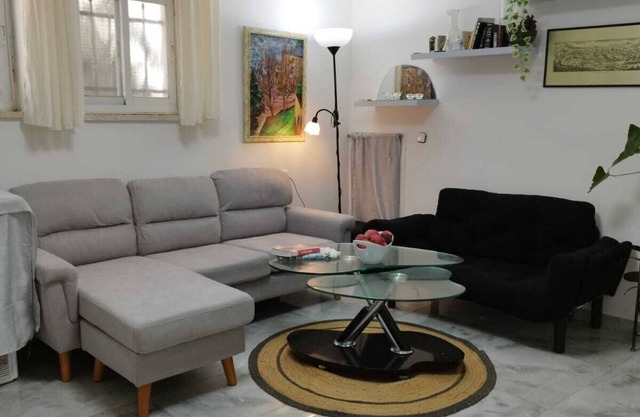 2 room lovely apartment in center of Jerusalem