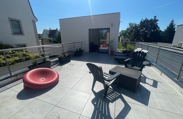 2-room with terrace