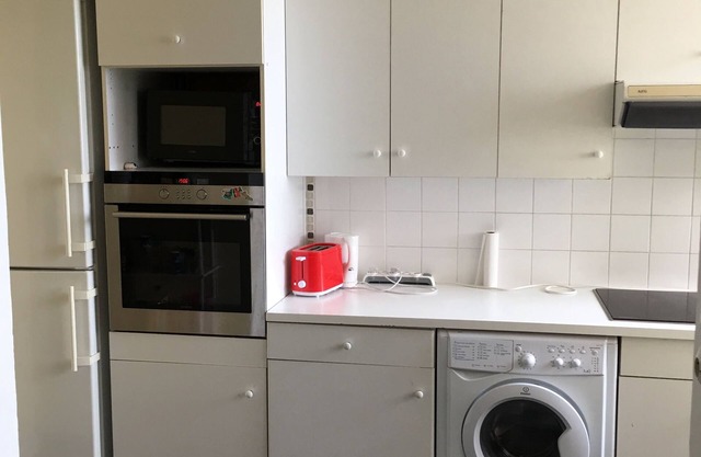 2 rooms available in beautiful apartment in co-location from 01/04/17