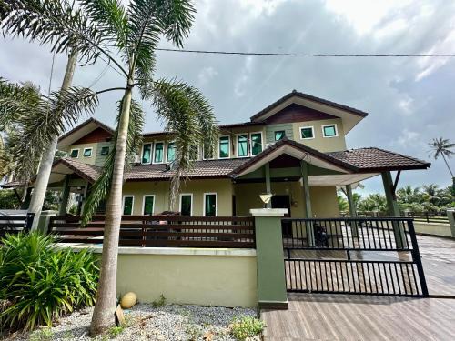 2 story house