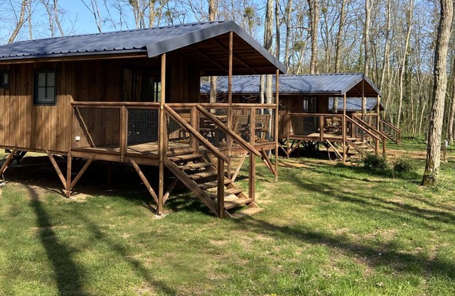 2 wooden cabins in the heart of nature in the Chanteloup forest