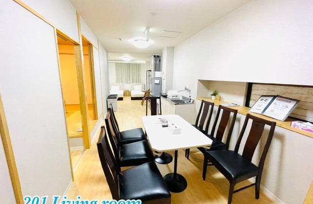 201 Kitchen and Nice 2 bathrooms 14 people/Naha Okinawa