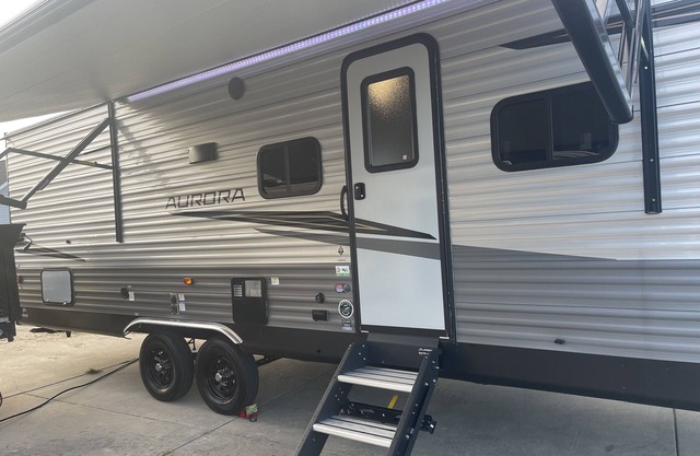 2023 camper ready for rent at your campground request!