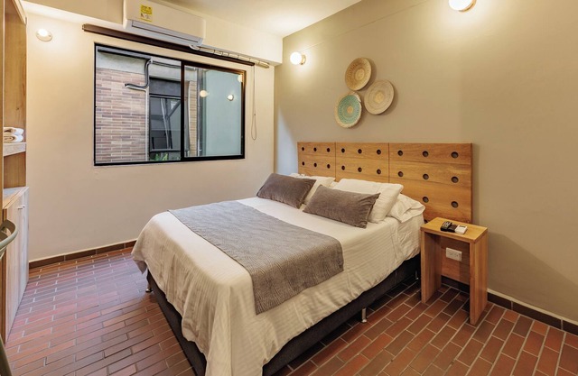 204 Circular, 500mb + smart tv and 2 coworking y café
