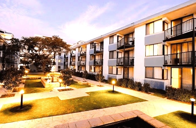 206 South Perth Secret Sanctuary 1BR &Parking