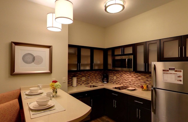 24 Hour Business Center + Fitness Center | Short Drive to University of Michigan