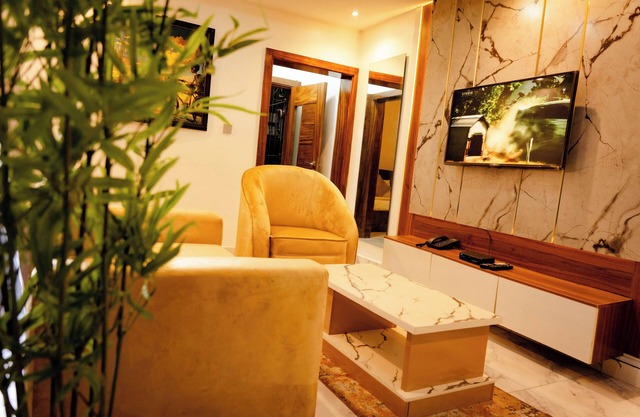 247 Luxury Apartment