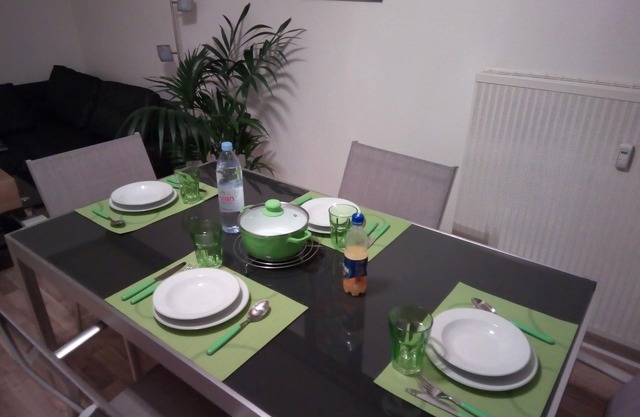 24h/24h 3 rooms in the drc (6personsonnes) Near Basel Airport -Mulhouse