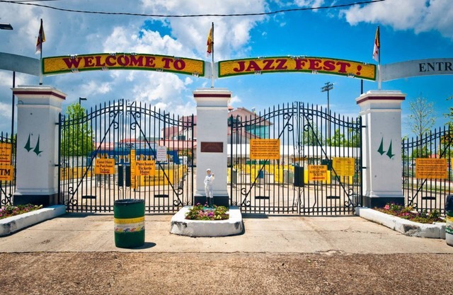 2B/2B BEAUTIFUL + FULLY Outfitted; GAR. PARK. Avail! MSG US re: OUR SPECIAL!