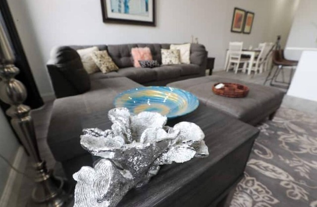 2B Stay at the Heart of Easton!