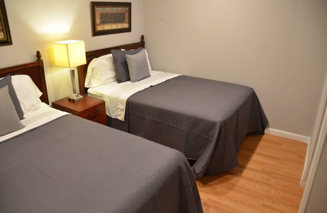 2BA 6-Beds 10-min to downtown Nashville!