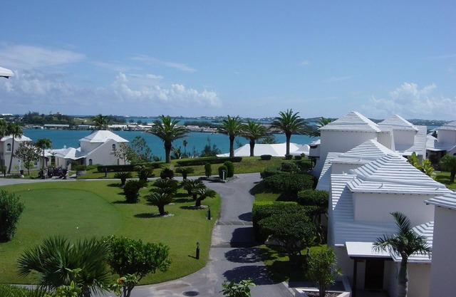 2br - Bermuda rental on St. George Club