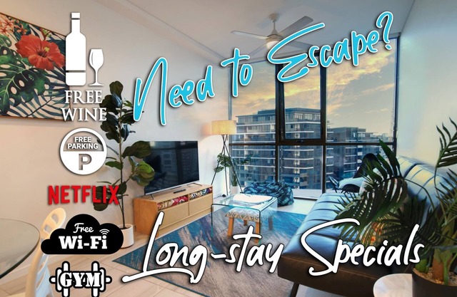 2BR Food&Drink Hub ?Pool?2 cars?Gym?Rooftop