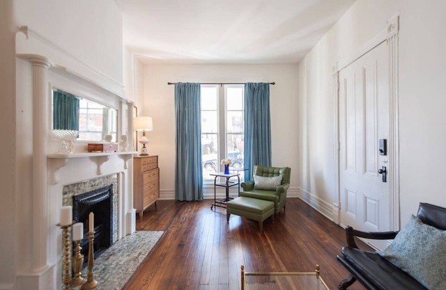 2BR -HISTORIC & BRIGHT *PERFECT SPOT-FRANKFORT AVE