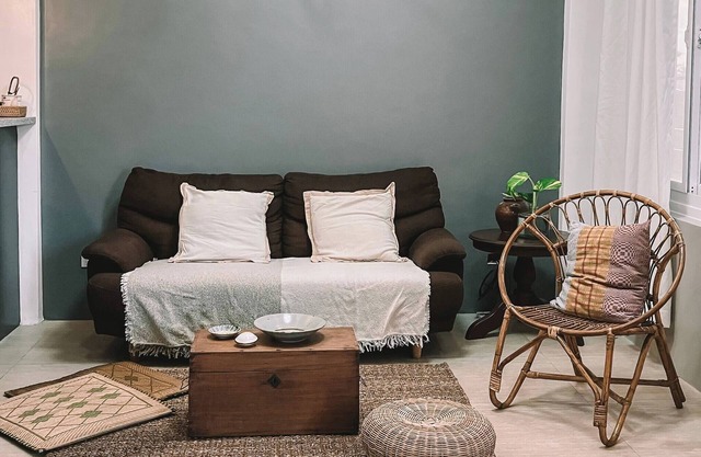 2BR laid back apartment, near beach