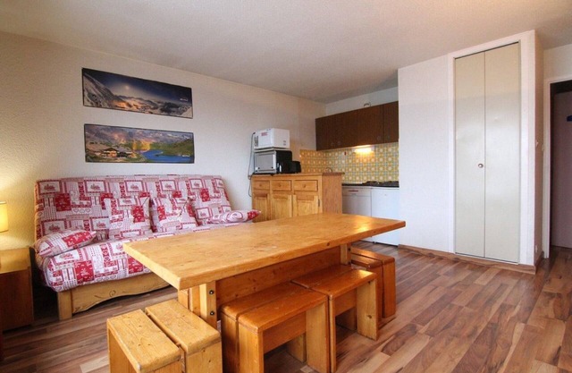 2nd floor, tv, ski locker, 39m², Alpe d'Huez