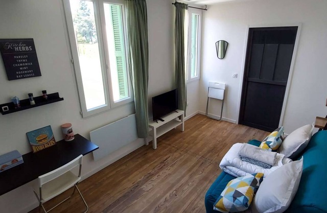 3-3 Cosy studio near train station and town center