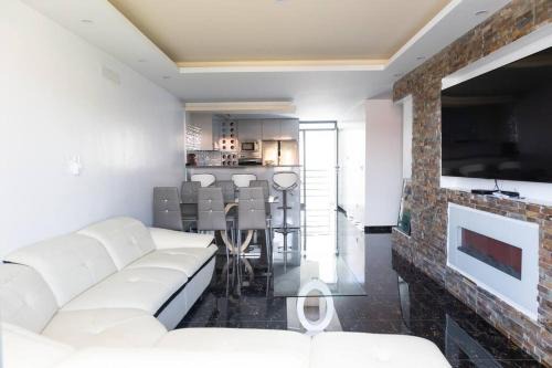 3 bdr apt, Palmarejo - LCGR