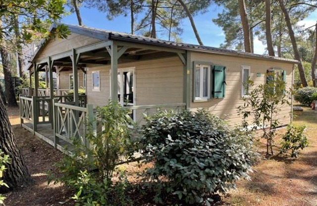 3 bedroom cottage for 6/8 people