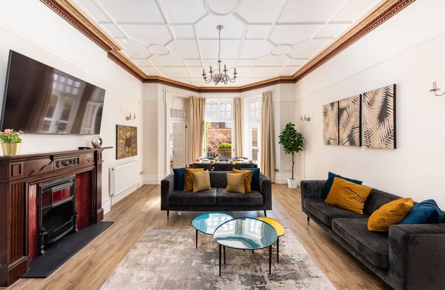 3 Bed Garden Apartment Opposite The Beach