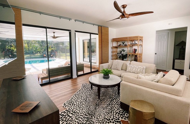 3 Bedroom 2 Bath One Floor Contemporary with HEATED POOL in Screened Lanai