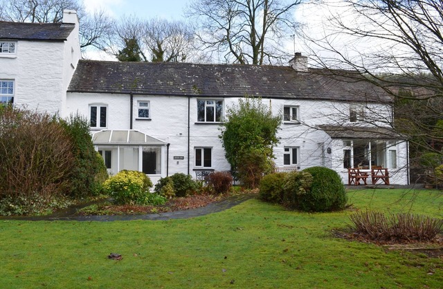 3 bedroom accommodation in Low Nibthwaite, near Ulverston
