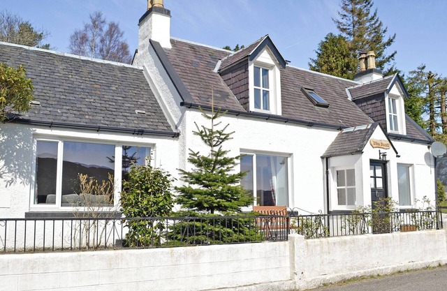 3 bedroom accommodation in Lochcarron, near Wester Ross