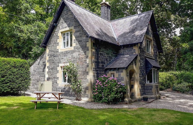 3 bedroom accommodation in Llangollen