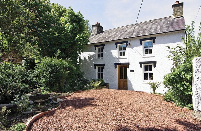 3 bedroom accommodation in Llangrannog