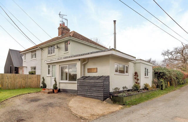3 bedroom accommodation in Saxmundham