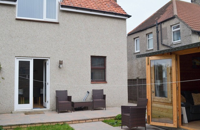 3 bedroom accommodation in Seahouses