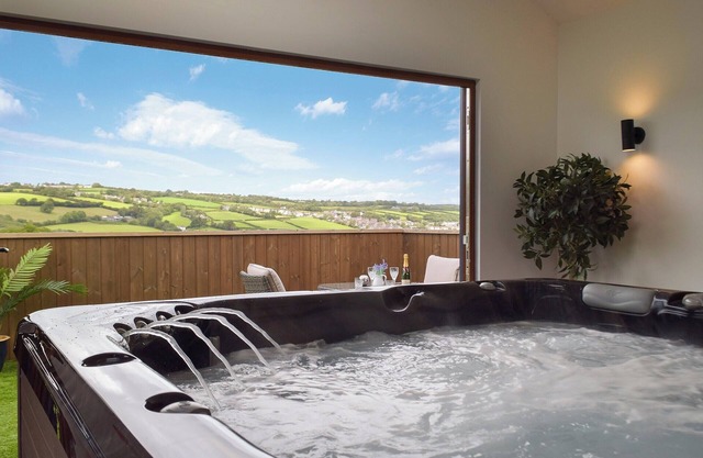 3 bedroom accommodation in Pontyberem, near Kidwelly