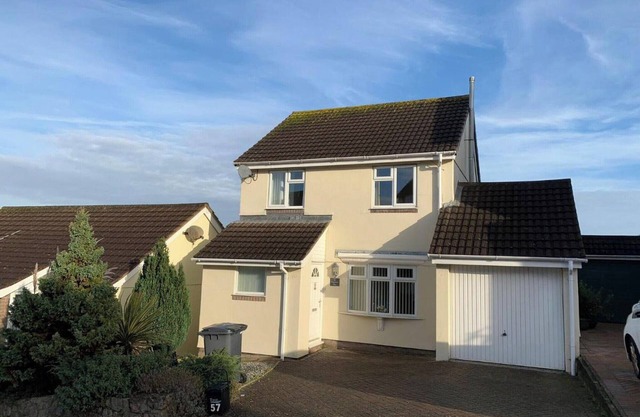 3 bedroom accommodation in Paignton