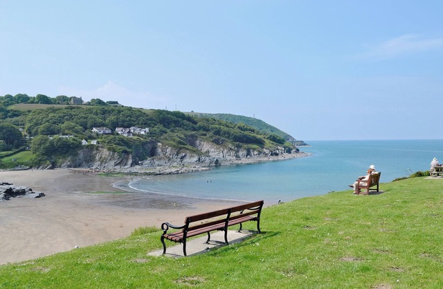 3 bedroom accommodation in Aberporth, near Cardigan