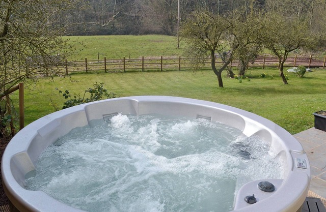3 bedroom accommodation in Lurley, near Tiverton