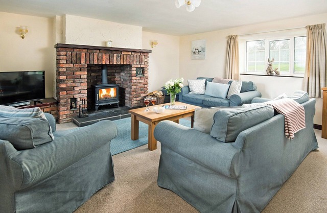 3 bedroom accommodation in Dunstan, near Craster
