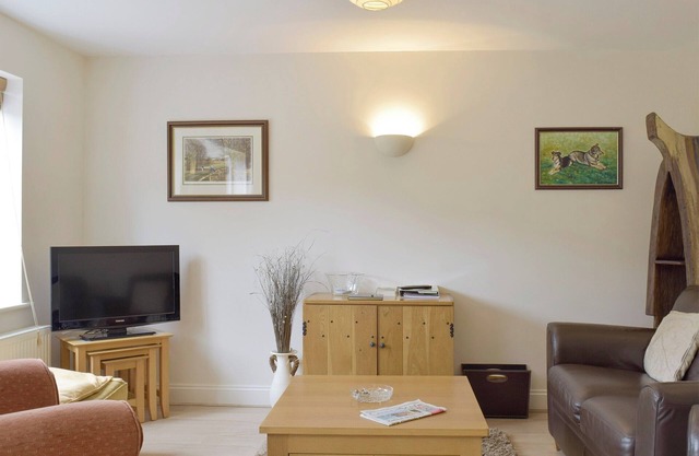 3 bedroom accommodation in Leiston