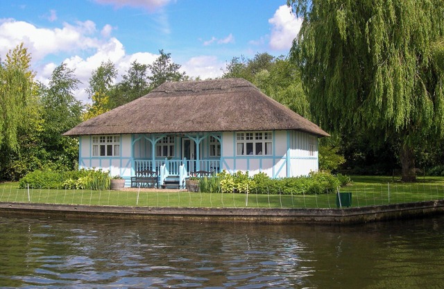 3 bedroom accommodation in Hoveton, near Wroxham, Norwich