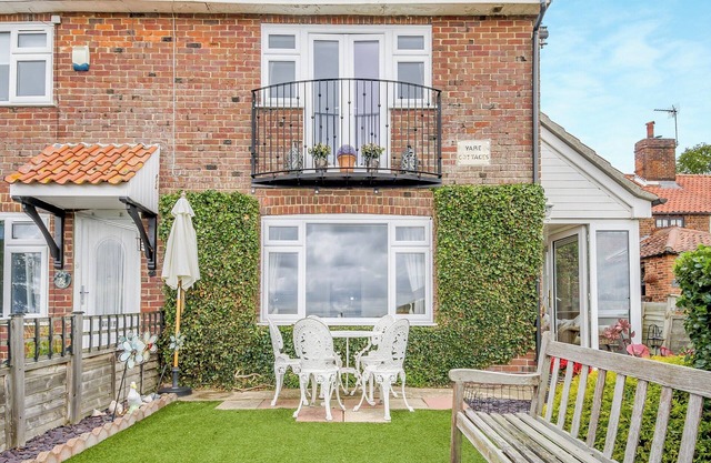 3 bedroom accommodation in Reedham