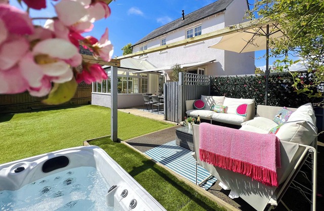 3 bedroom accommodation in Totnes