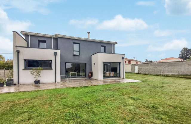 3 bedroom beautiful home in Vertou
