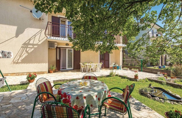 3 bedroom cozy apartment in Viskovo
